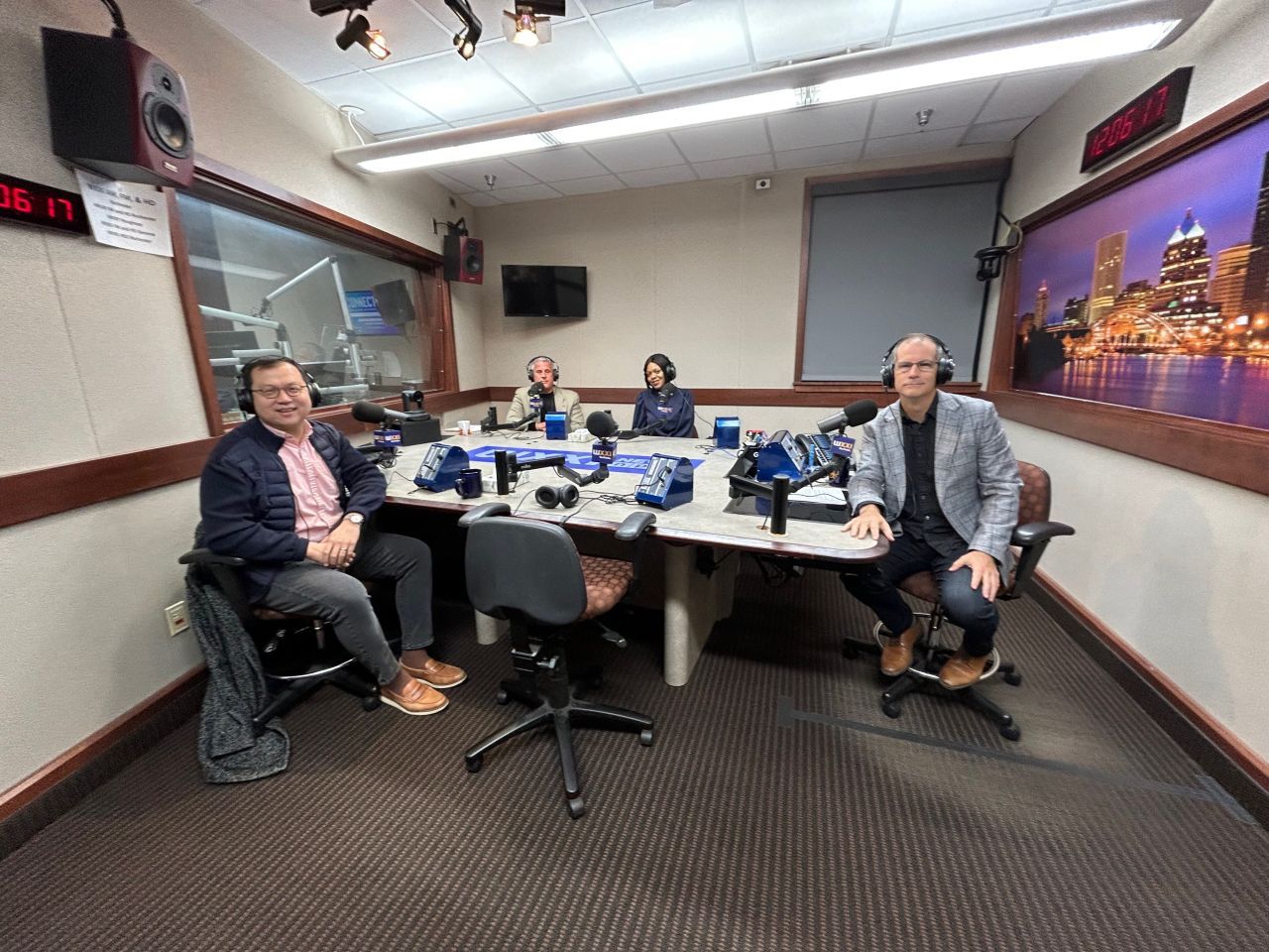 WXXI Connections with Evan Dawson — radio interview on overbidding in housing markets